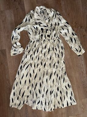 ASOS Cream and Black Printed Long Sleeve Midi Dress